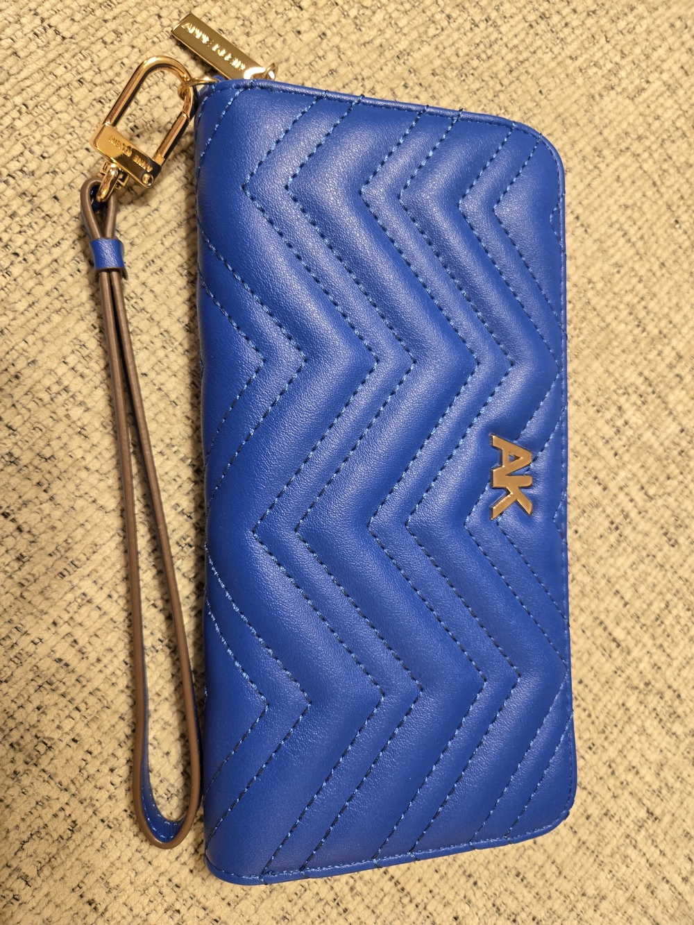AK Women's Blue Zip-Around Wallet with Beige Interior NWOT